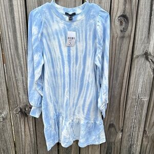 Forever 21 Blue and White Tie-Dye Long Sleeve Dress